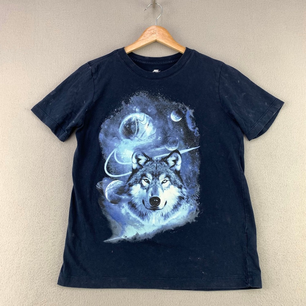 Nike Wolf Space Basketball Graphic Tee Kids Large Navy Blue Short Sleeve T-Shirt
